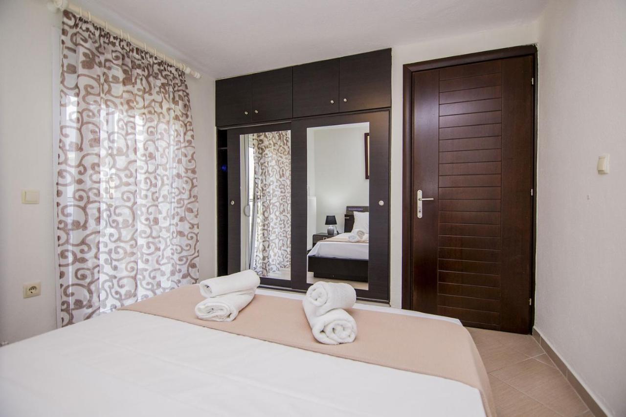 Kasta Bnb Ofrínion المظهر الخارجي الصورة