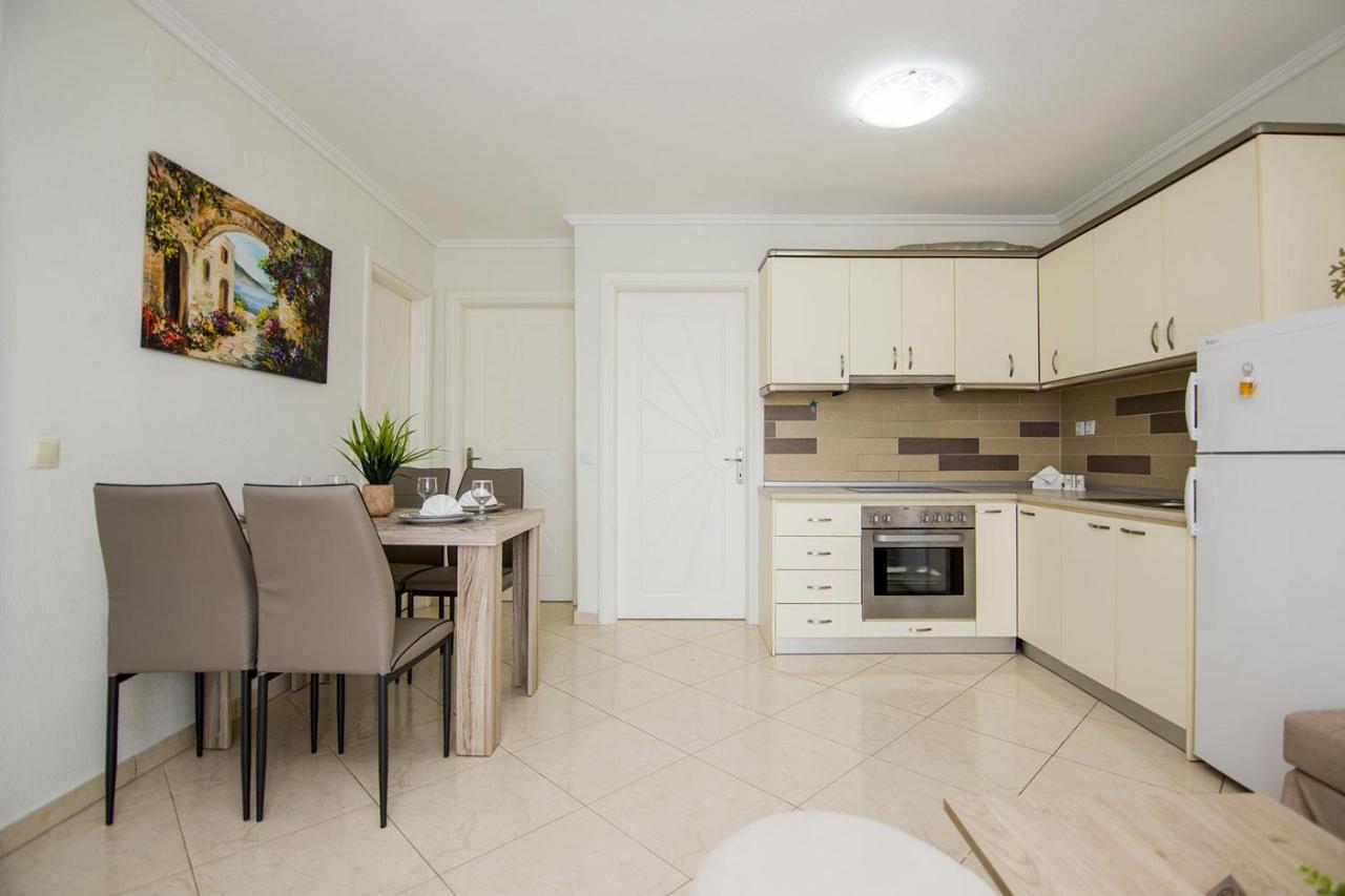 Kasta Bnb Ofrínion المظهر الخارجي الصورة