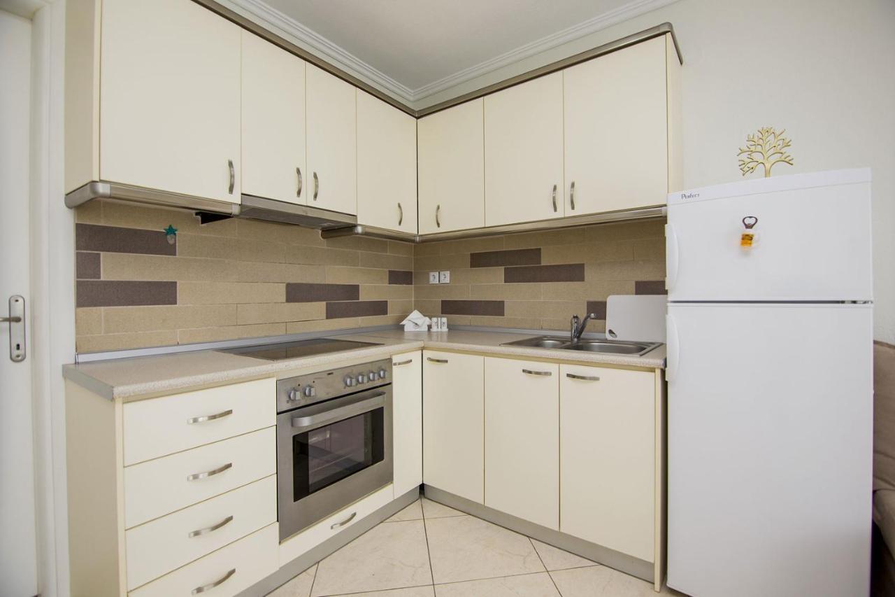 Kasta Bnb Ofrínion المظهر الخارجي الصورة